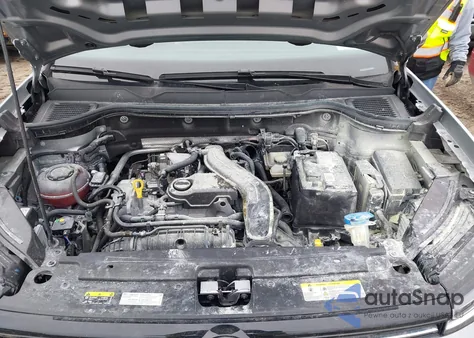 2025 Volkswagen Taos 1.5T Se from USA, damaged, VIN 3VVVC7B24SM049322